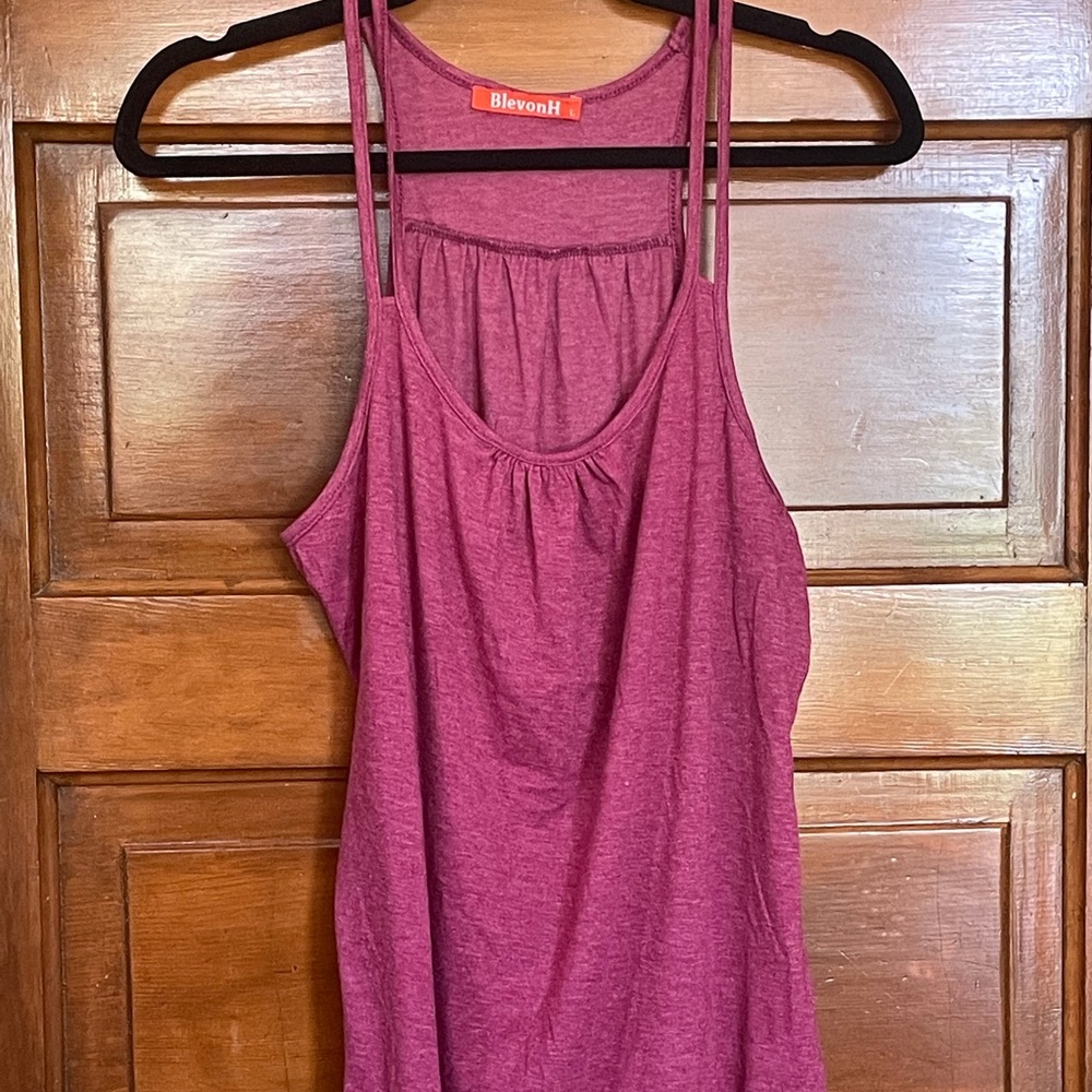 Super cute tank top!